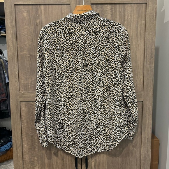 J Crew Size 8 Silk Button Shirt Cheetah Print Top - Picture 2 of 13